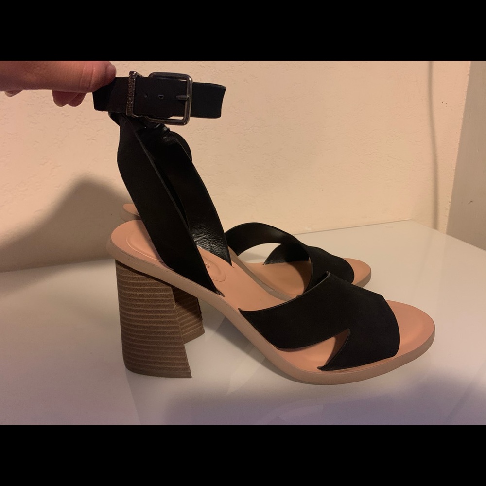 Gianni Bini High Heels